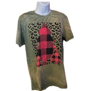 Leopard Buffalo Check Christmas Tree T-Shirt 🎄♥️